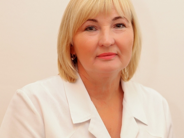 МАЗУР Надія Василівна